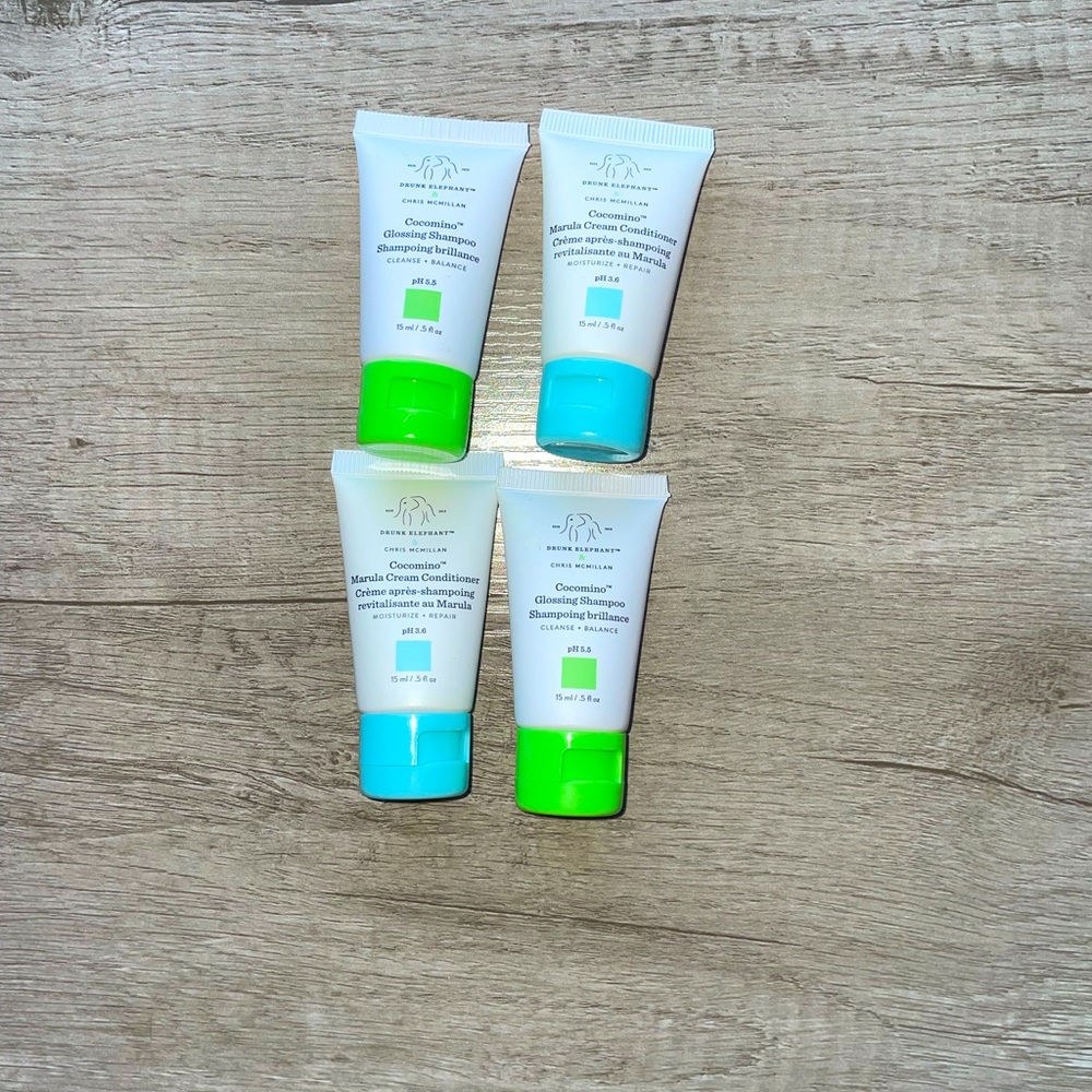 FREE 💙💚 with $150 purchase